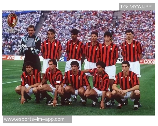 老球星经典照片回顾带你重温绿茵岁月与足球魅力 老球星经典照片回顾带你重温绿茵岁月与足球魅力